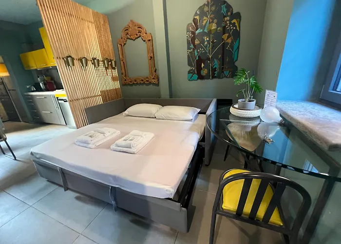 Appartamento Pigneto Con Giardino Privato E Parcheggio